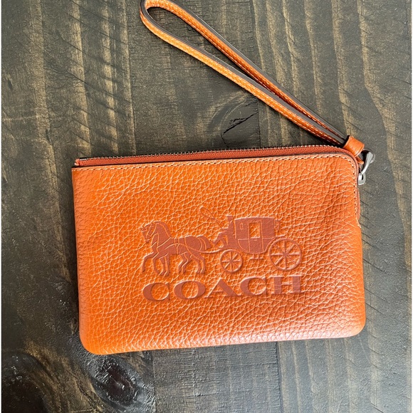 Coach Handbags - Coach wristlet
